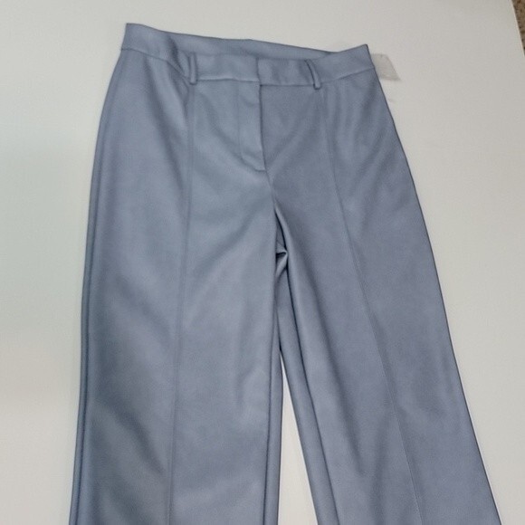 7 FOR ALL MANKIND Blue Faux Leather Cropped Leg Pants NWT size L - Picture 2 of 13
